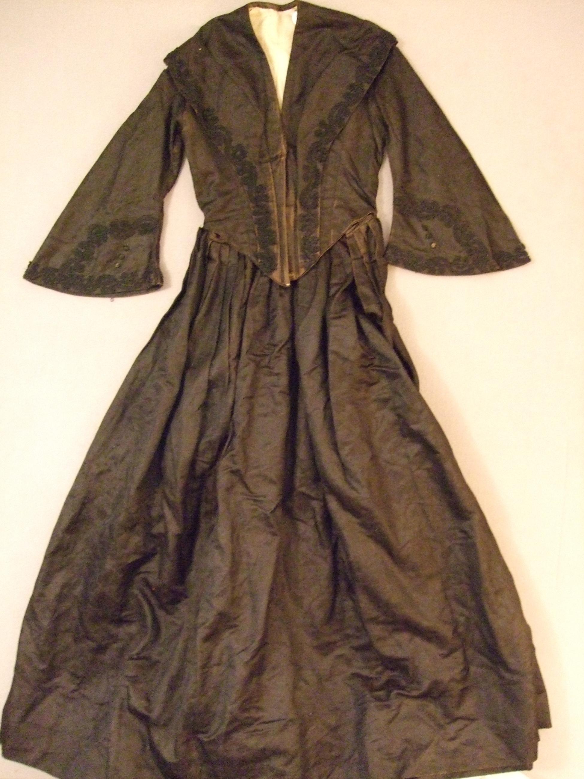 Dress of Eliza Snow