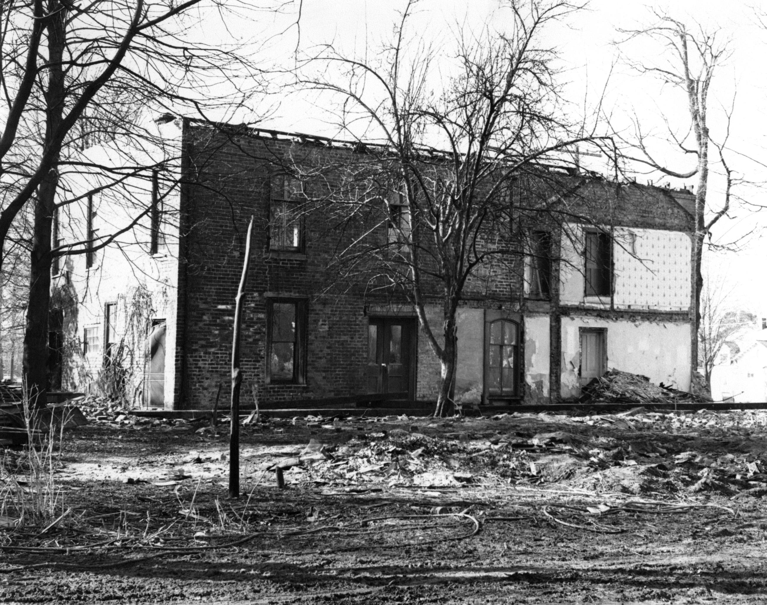 Griswold Inn Demolition