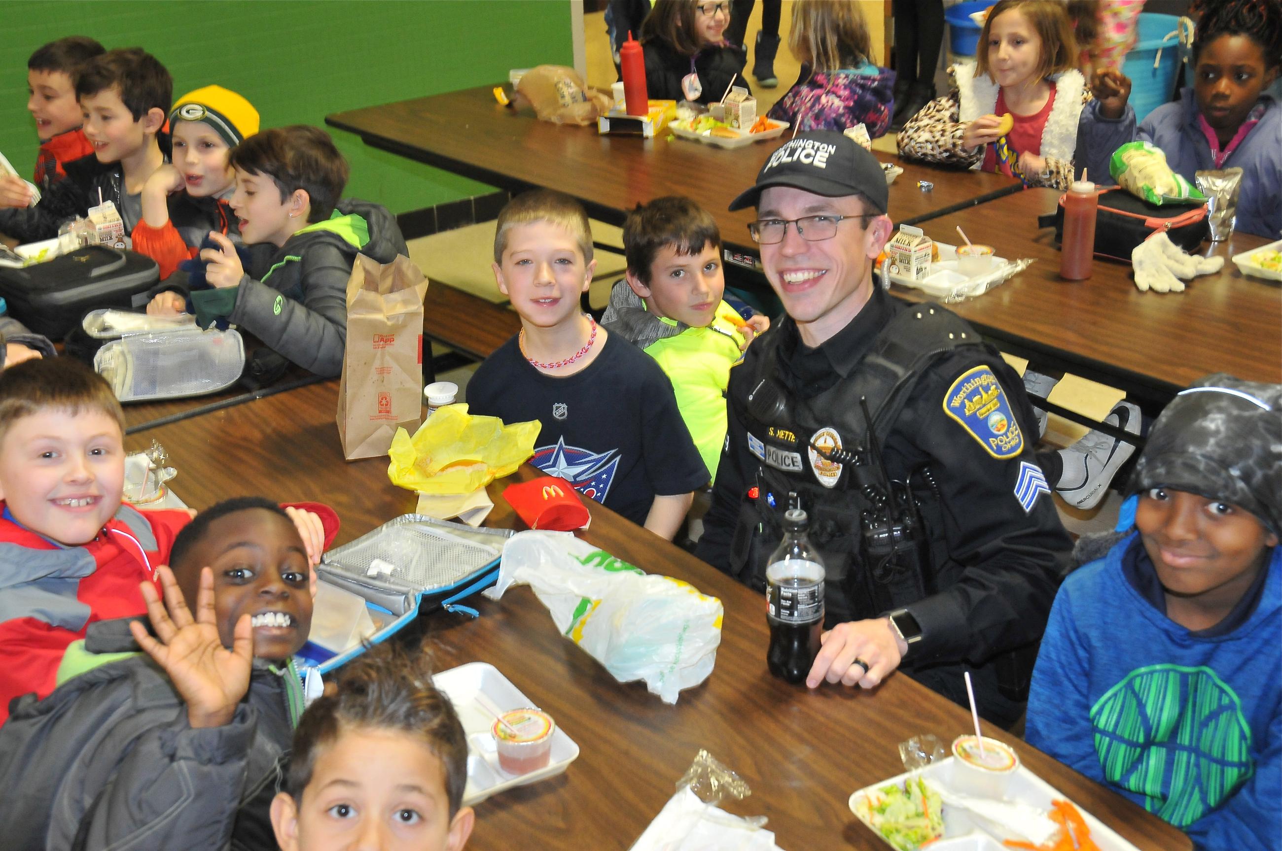 Sergeant Stephen Mette and Students at “Lunch with an Officer” Event