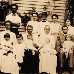 Photograph of the Vest Family, 1911